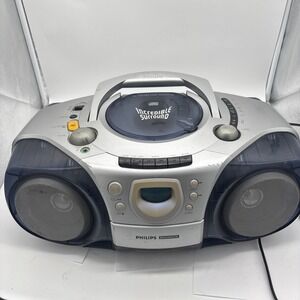 Philips Magnavox AZ2000/17  CD/ Cassette FM AM Boombox . Tape Needs Repair